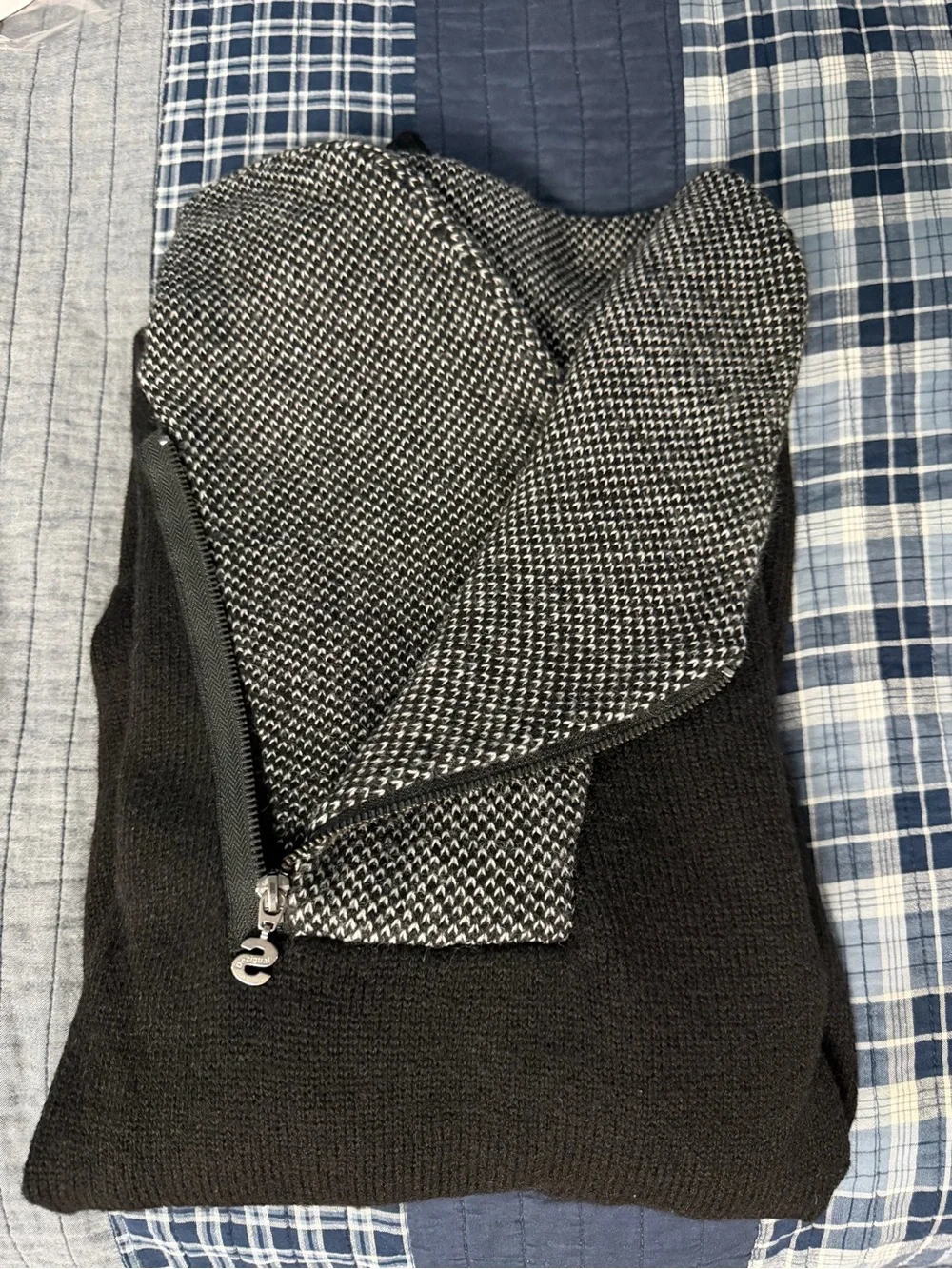 Desigual Black and Gray Zip Funnel-Neck Men's Sweater